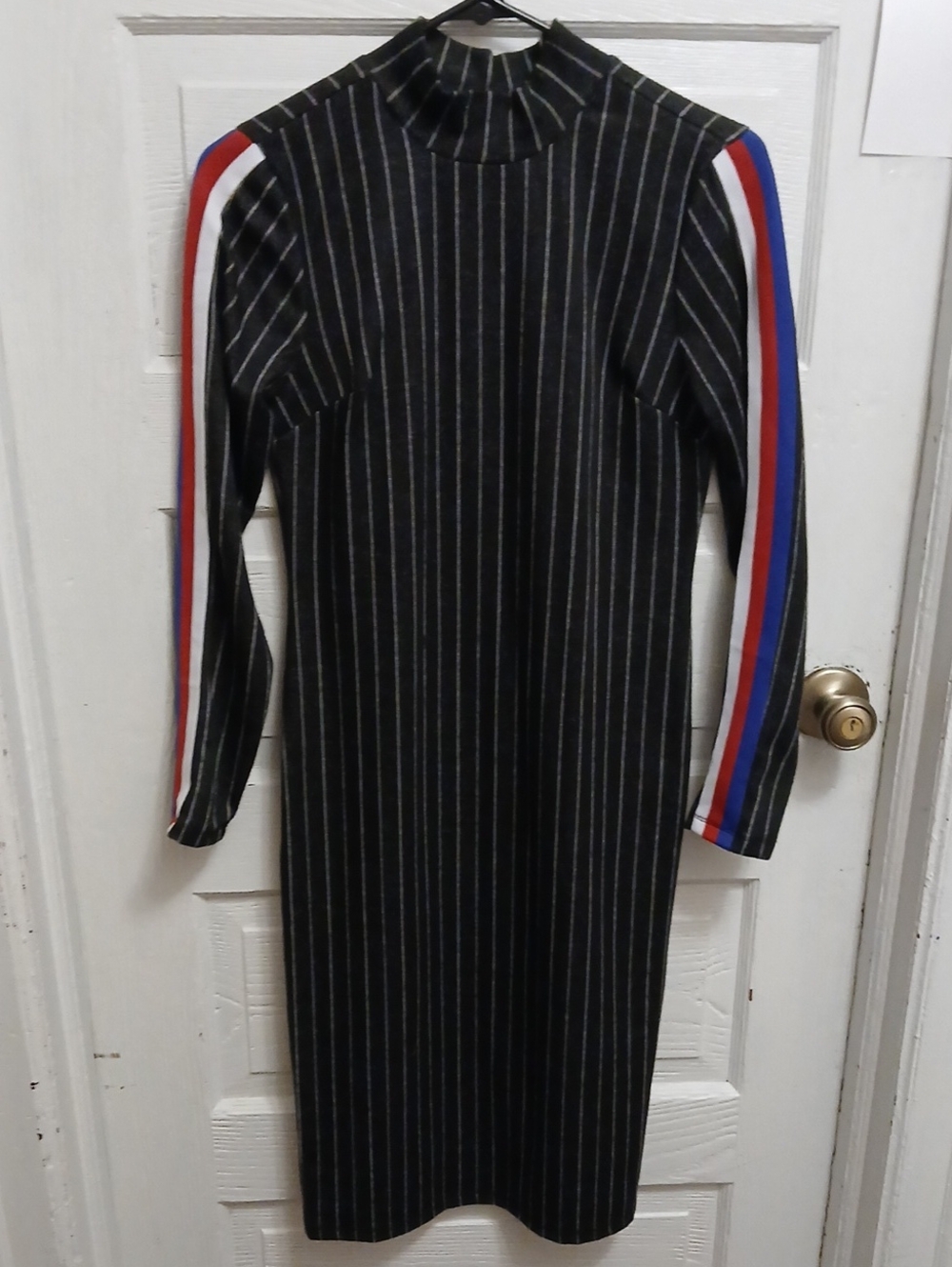 Striped Black Long-Sleeve Midi Dress with Side Stripe
